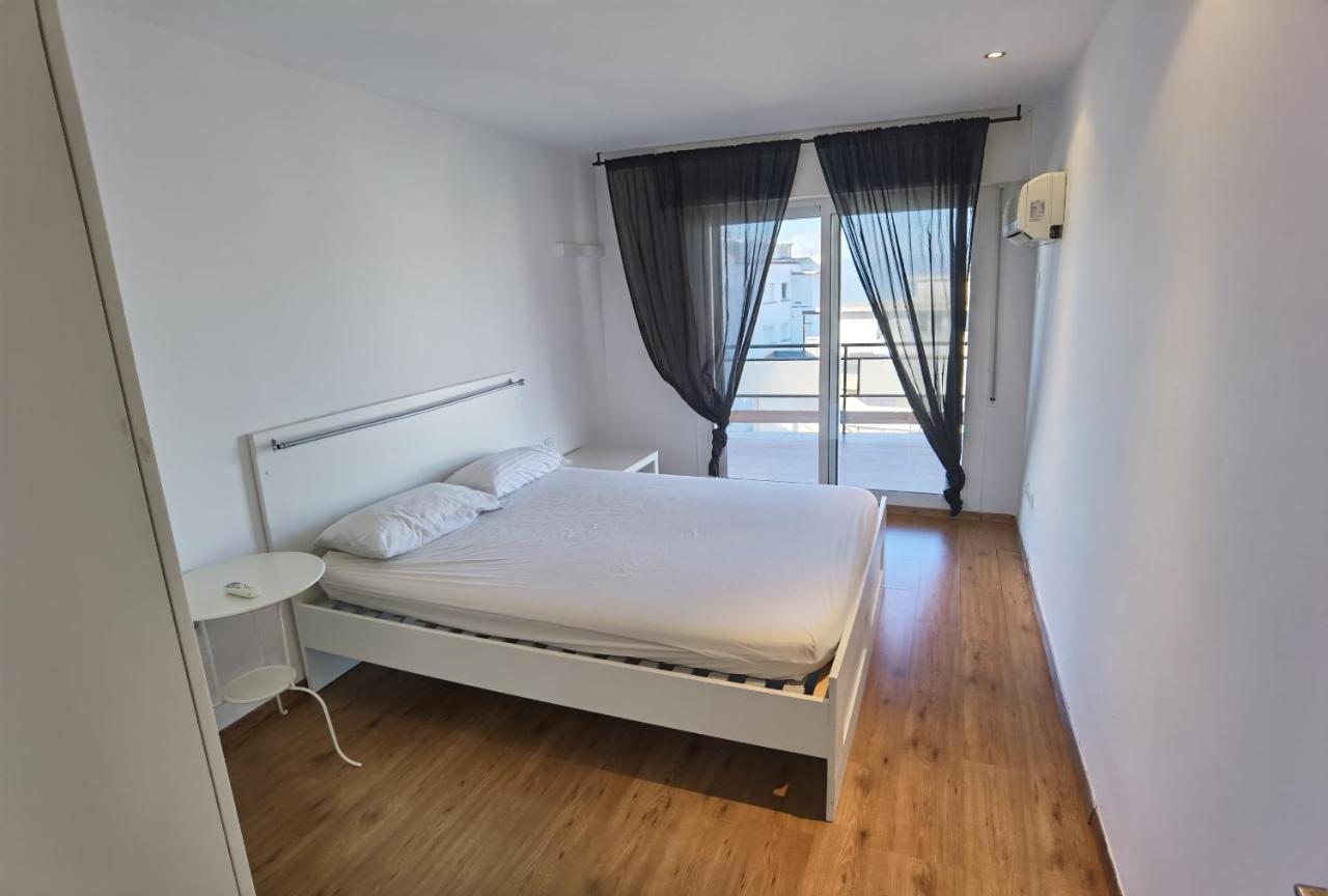 Tortosa Planet Costa Dorada Apartment Salou Exterior foto
